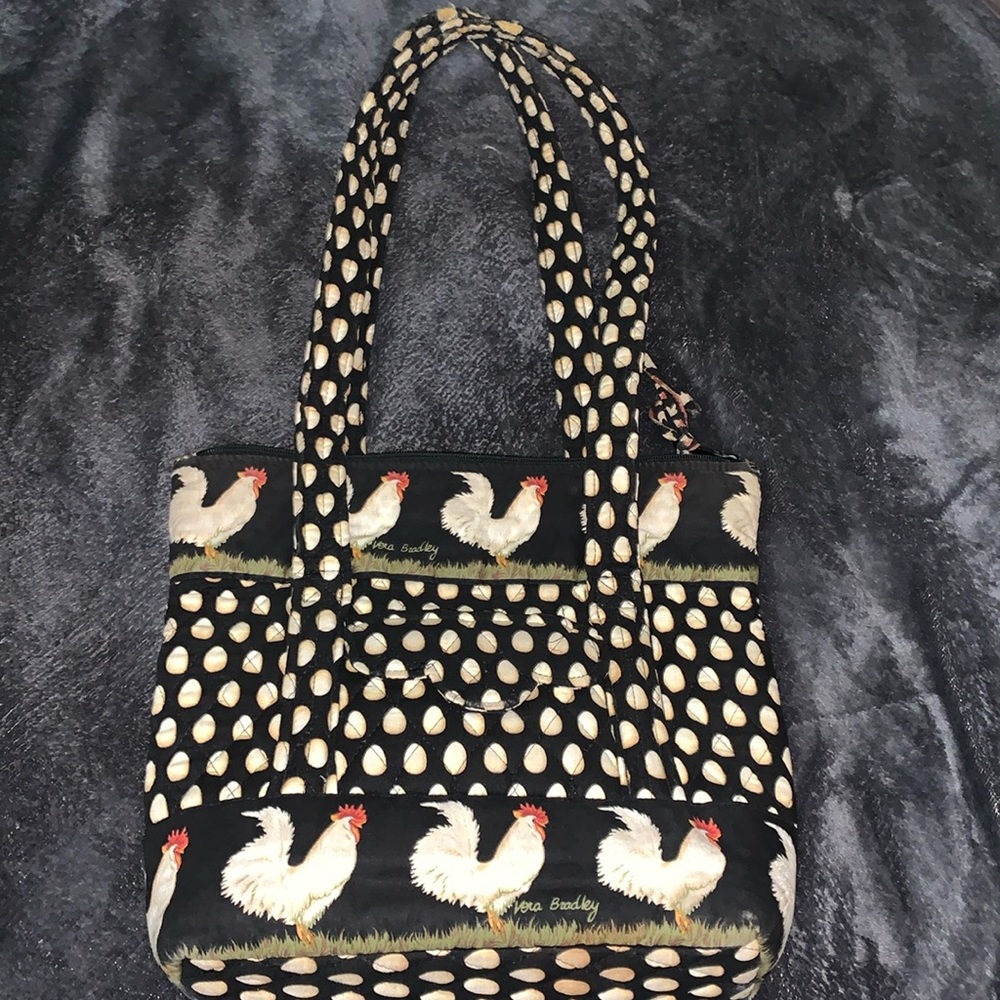 Vera Bradly Chanticlair Chicken
quilted tote pre-loved purse